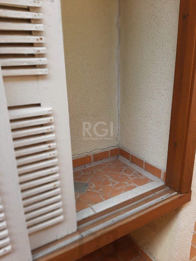 Casa para Venda - 150m², 3 dormitórios, sendo 1 suites, 4 vagas - Floresta — foto 6