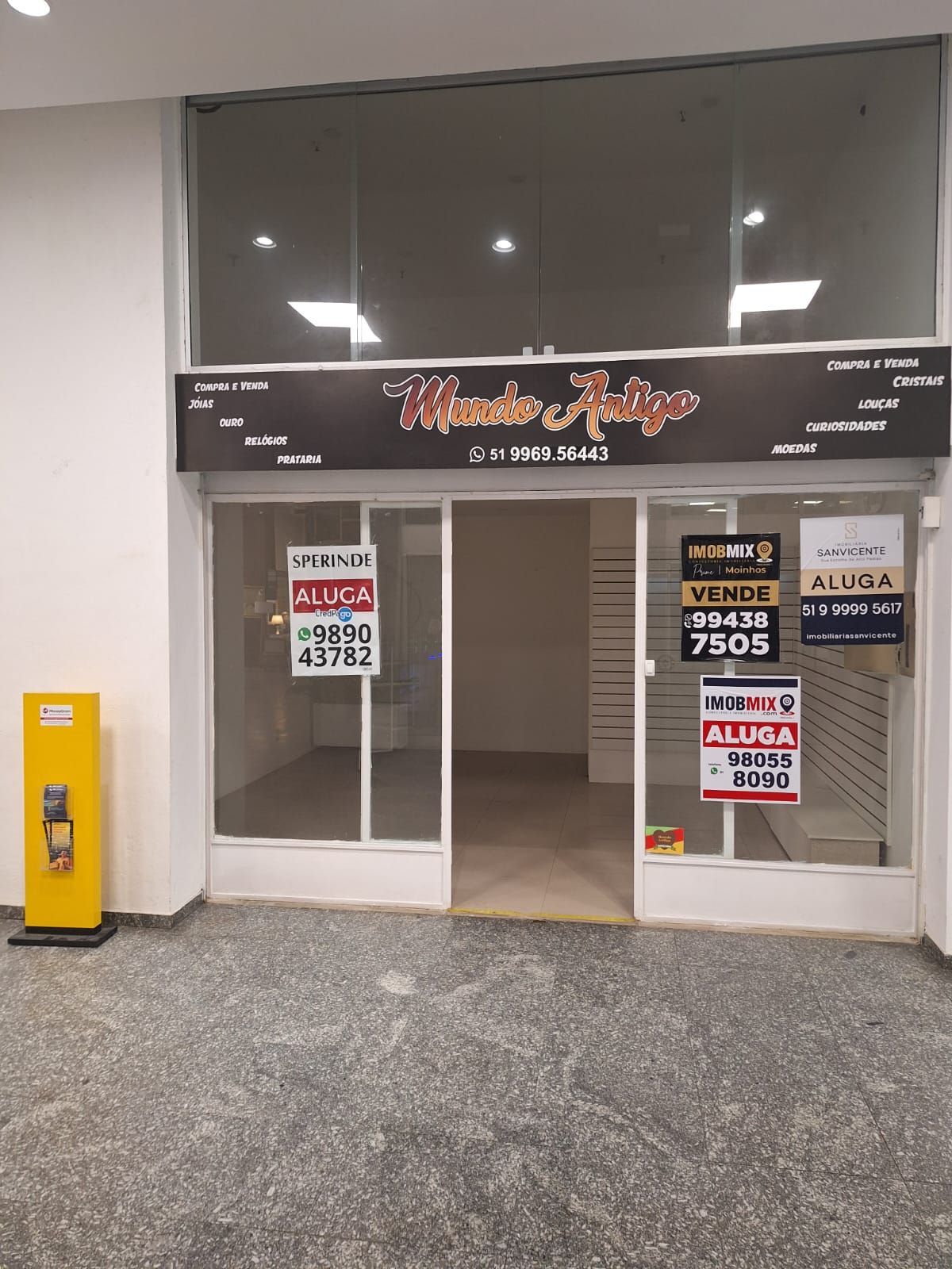 LOJA TÉRREA NA GALERIA QUINTA AVENIDA CENTER, Bairro Moinhos ,45,38 m2 com mezanino com vaga de garagem. — foto 14