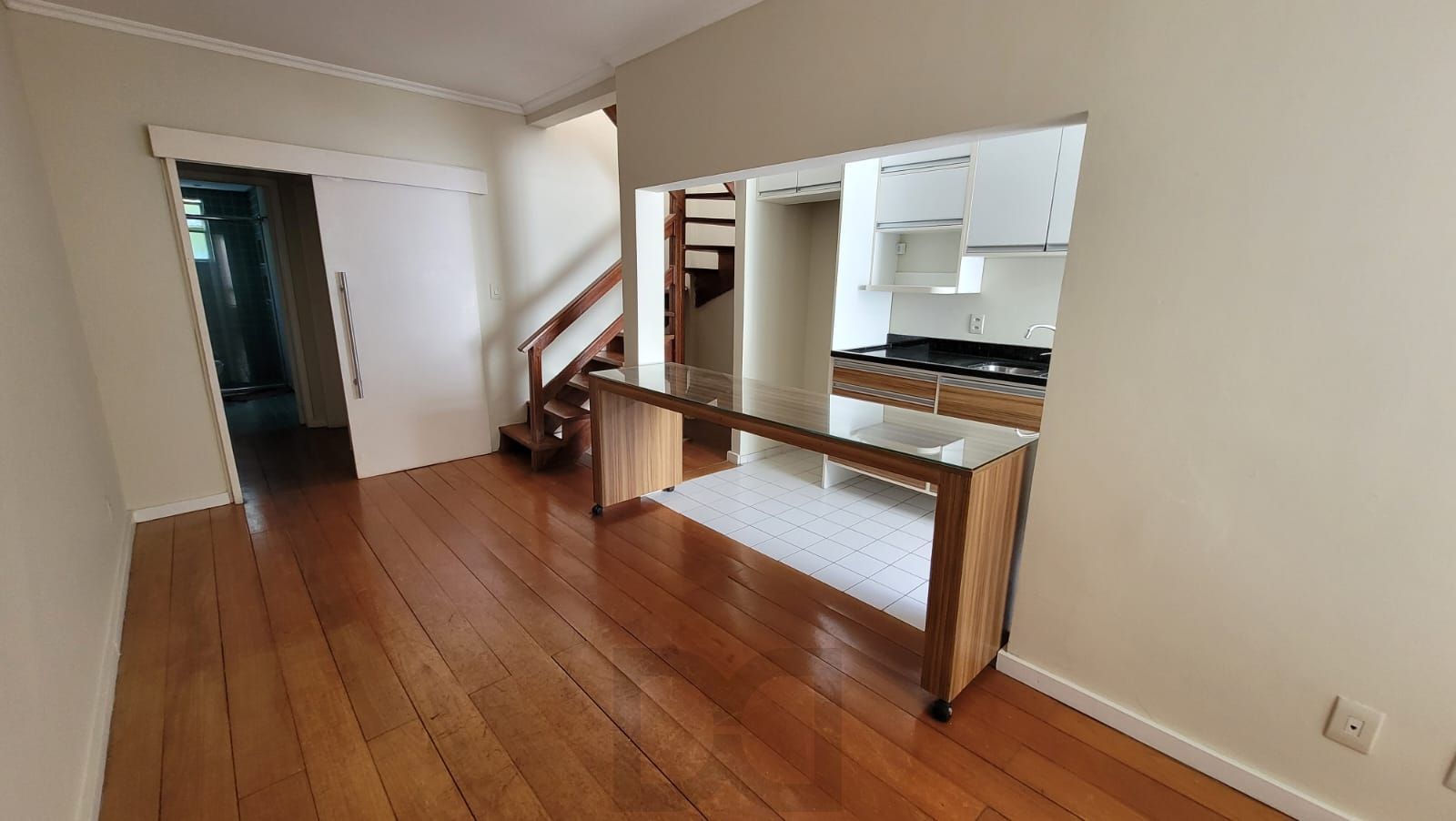 VENDA COBERTURA NO MONT SERRAT 2 DORM com 94m² privativos — foto 5