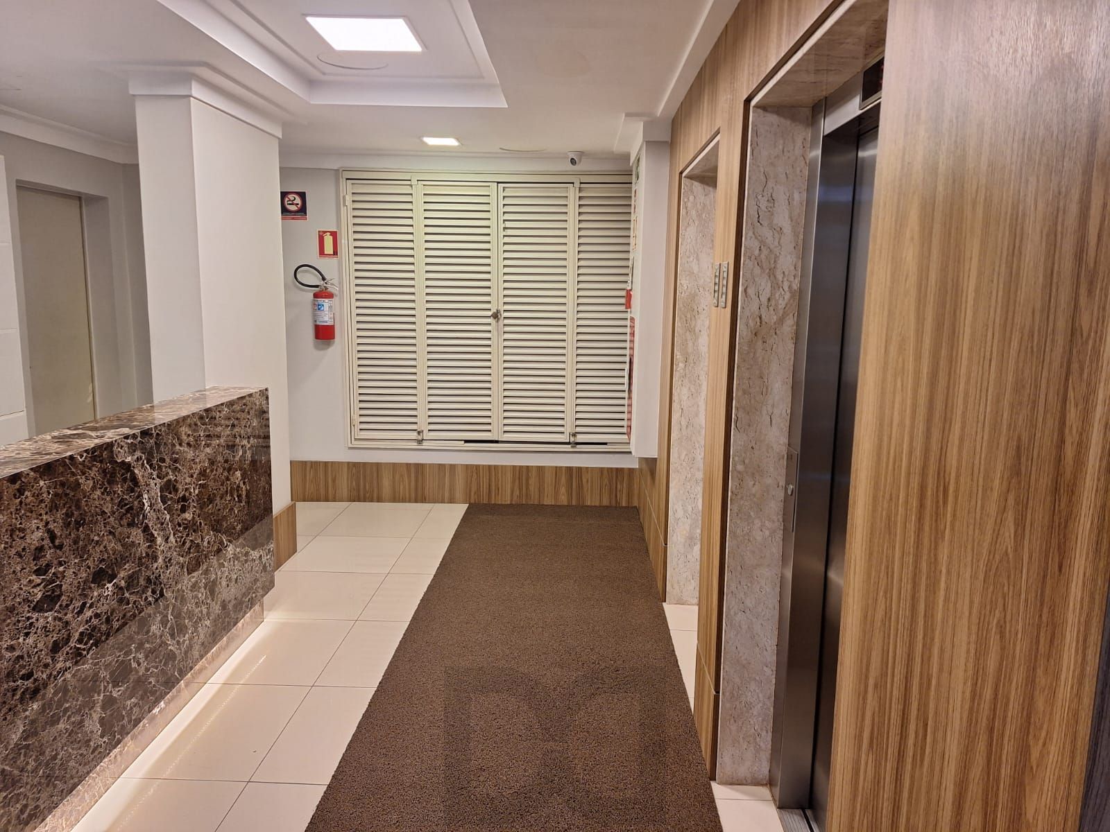 Sala coml. 33,82m2 Praia de Belas, mobiliada,01 vaga escrit. coberta — foto 16