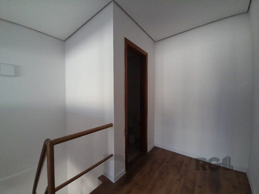 Sala duplex, 67,5m² privativos, boa orientação solar, fundos para a Protásio Alves — foto 18