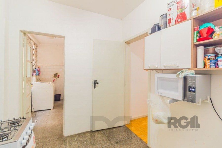 Ampla apartamento 3 dormitorios,living 2 ambientes na Cidade Baixa, com 2 garagem, — foto 6