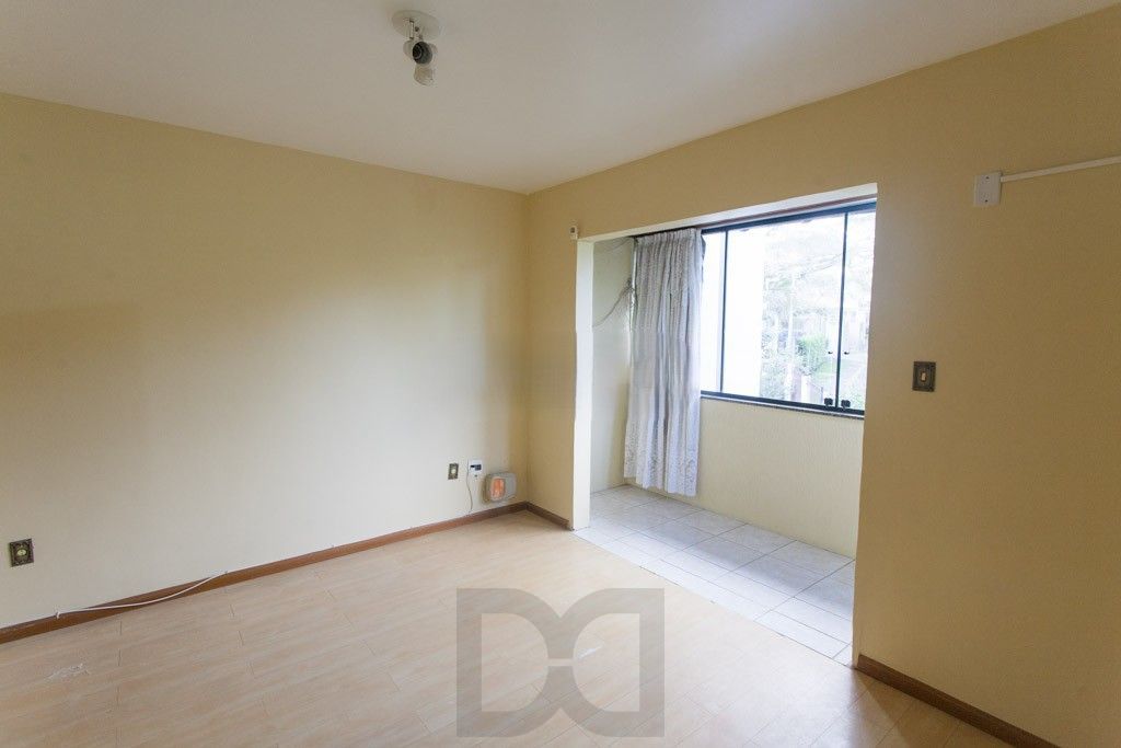 Excelente casa , 3 quartos, com 126m2 de área privativa no Bairro Vila Floresta — foto 14