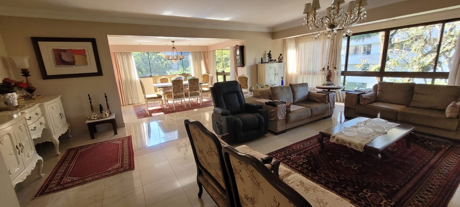 VENDA APARTAMENTO 4 QUARTOS, LAVABO, LAREIRA, CHURASQUEIRA ENSOLARADO BELA VISTA — foto 1