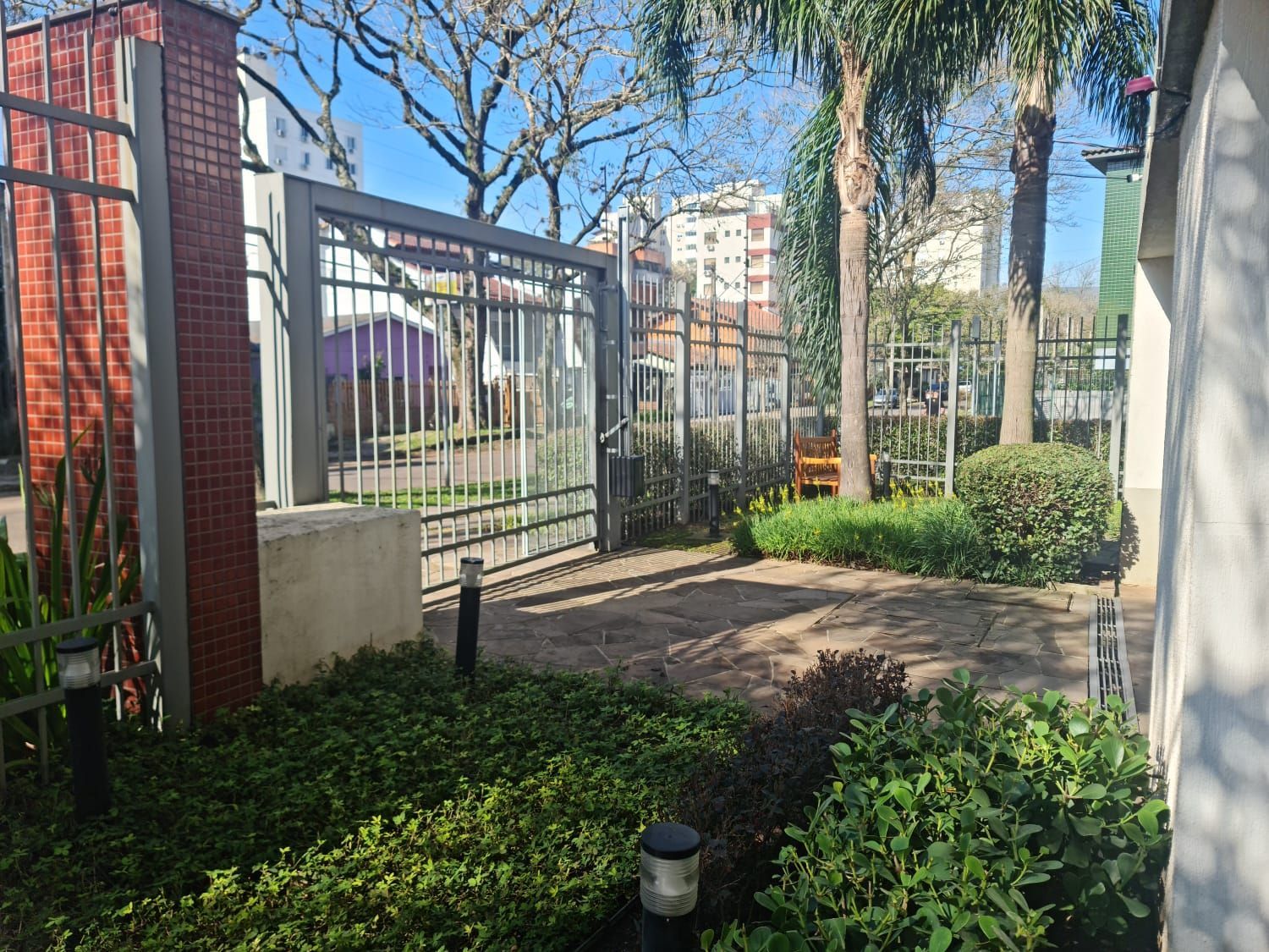 Excelente apartamento 01 dorm com churrasqueira no Jardim Botanico — foto 3