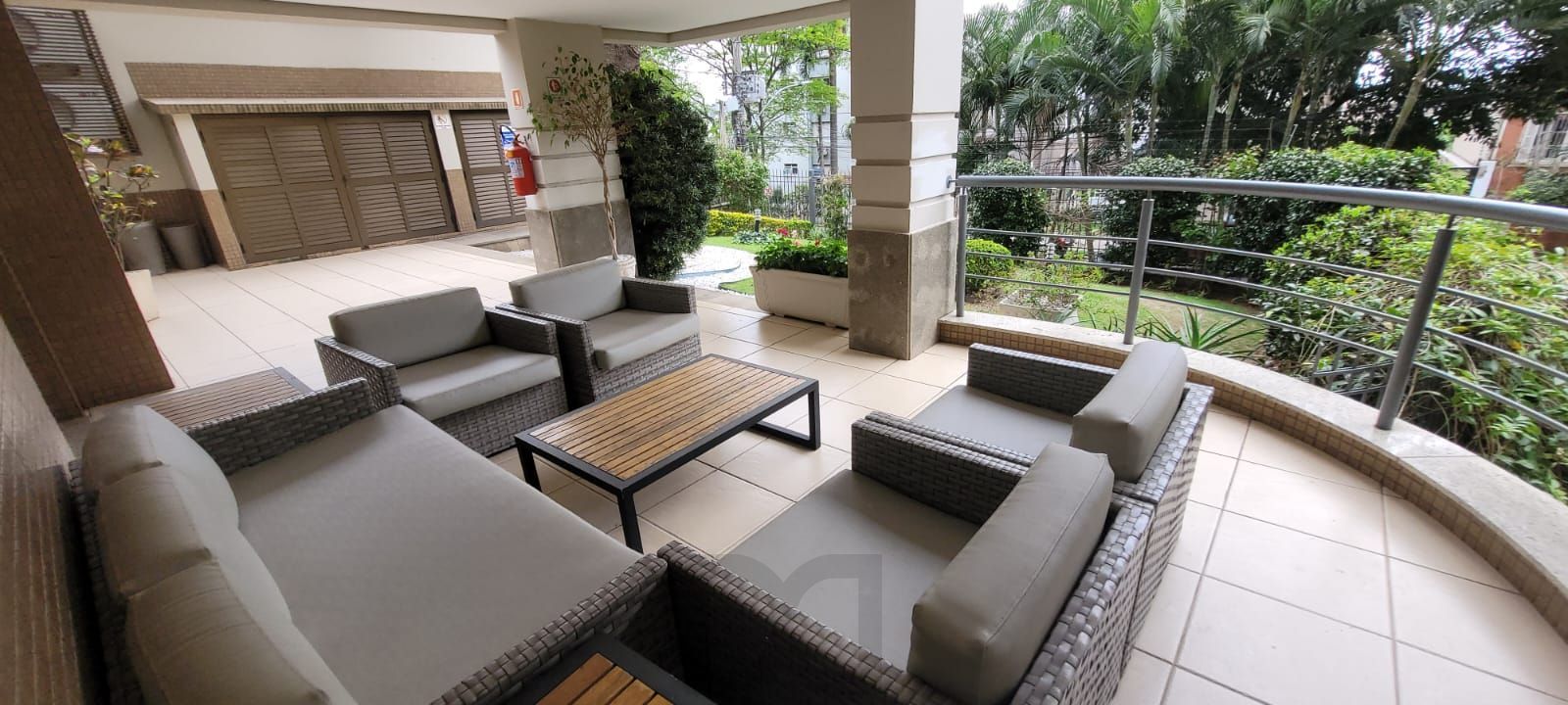 Apartamento para Venda - 74m², 2 dormitórios, sendo 1 suite, churrasqueira, salão de festas, academia, 1 vaga - Petrópolis — foto 26