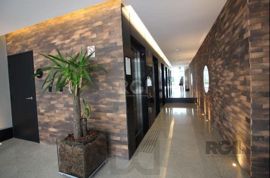 AMPLO CONJUNTO COMERCIAL COM 81 M2 NO HOM NILO — foto 11