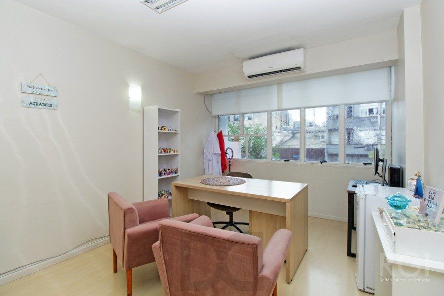 Casa para Venda - 260m², 3 dormitórios, sendo 1 suites, Rio Branco — foto 24