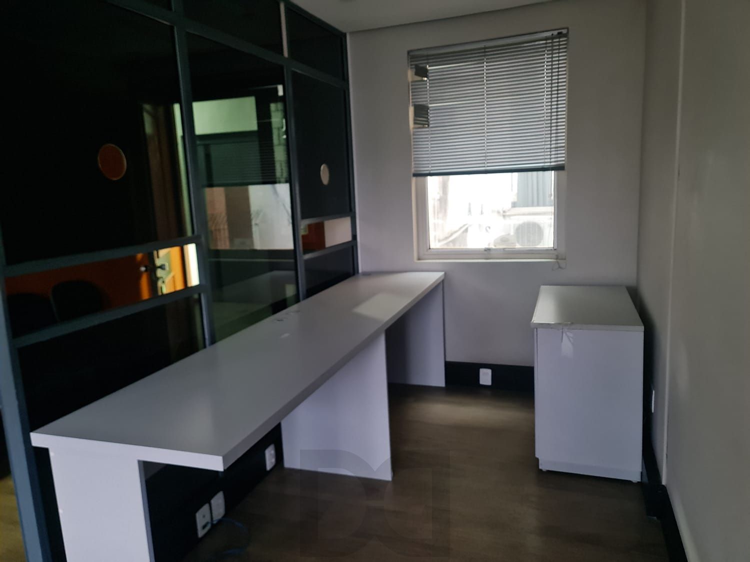 Ótima sala comercial mobiliada no bairro Petrópolis — foto 6