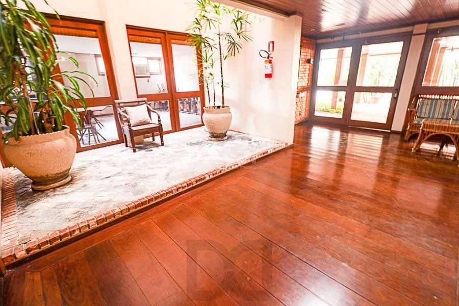 Excelente apartamento de 3 dormitórios , uma suíte , próximo ao Grêmio Náutico União de Petrópolis, — foto 35