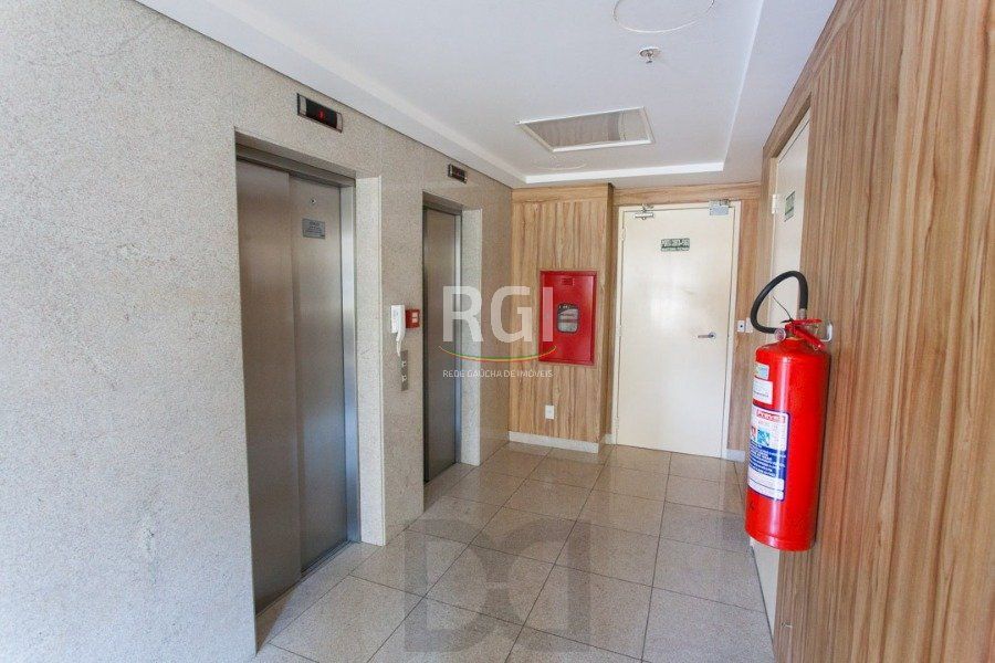Conjunto/Sala para Venda - 36.74m², 0 dormitórios, 1 vaga - Petrópolis — foto 12