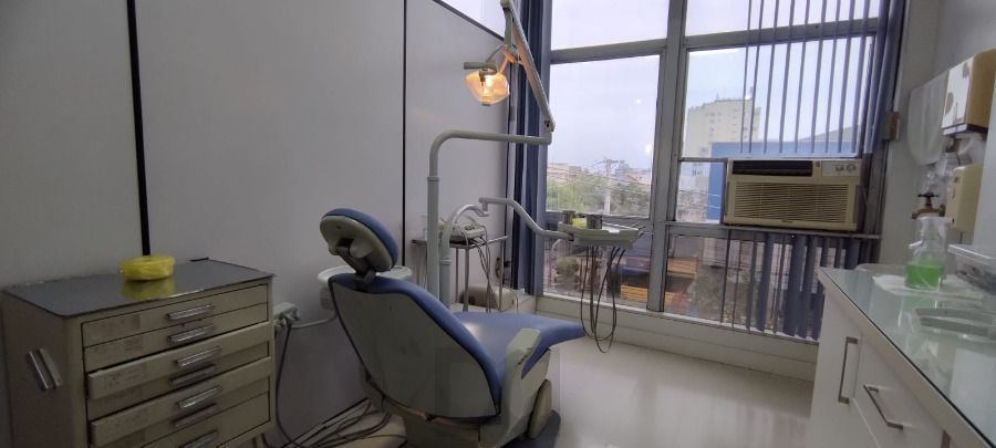 Sala comercial na Av. Cristovão Colombo, medindo 53,16 m² privativos — foto 6