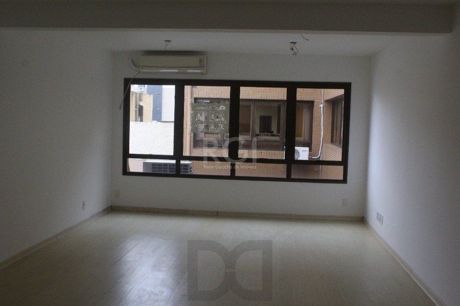 Conjunto/Sala para Venda - 42.58m², 0 dormitórios, 1 vaga - Praia de Belas — foto 3