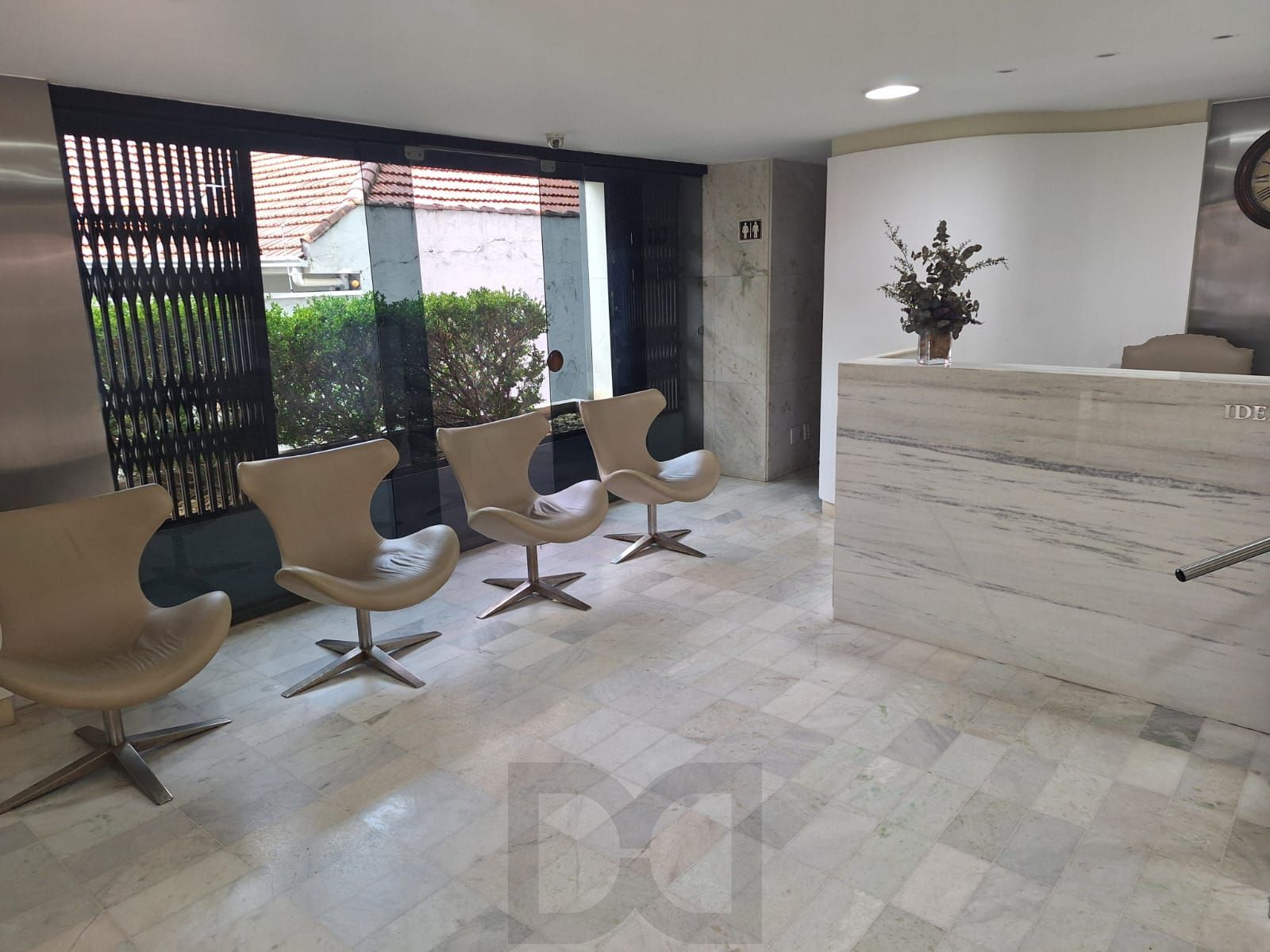 Sala coml. térreo,36m2, 02 banhs. rua D.Laura, R,Branco, 01 vaga — foto 5