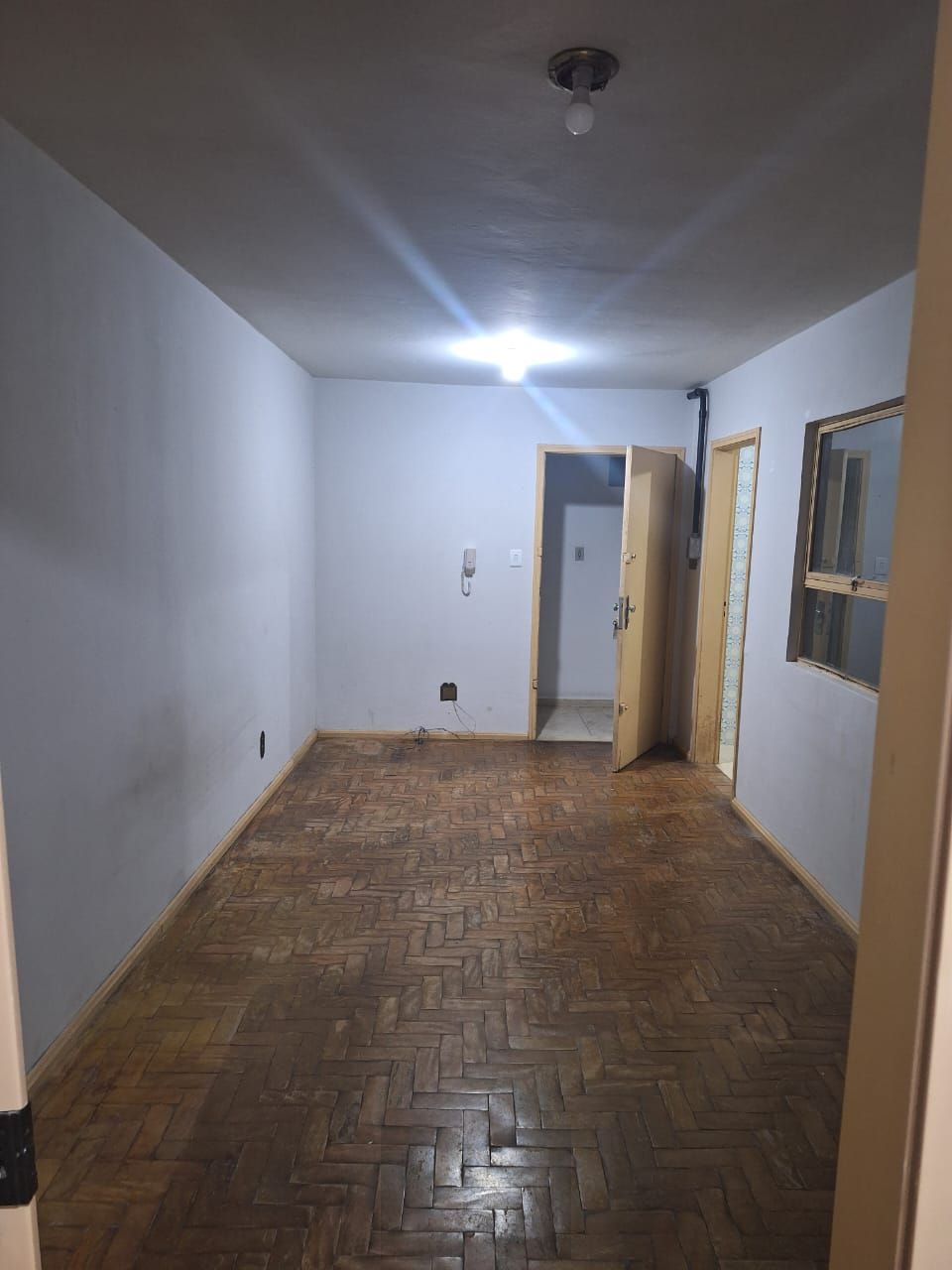 JK residencial no Bairro Menino Deus - Porto Alegre, área de 25m², R$150 mil — foto 8
