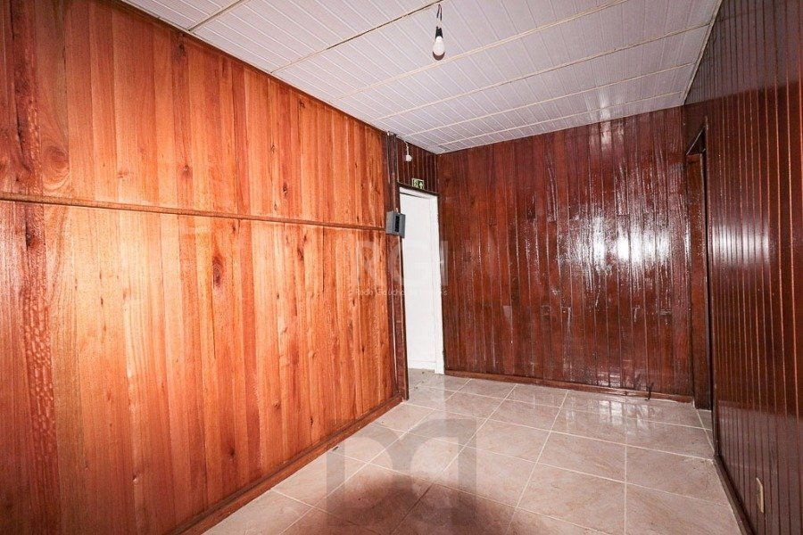 Prédio - loja Padrão - avenida Azenha - Porto Alegre - RS - Locada — foto 5