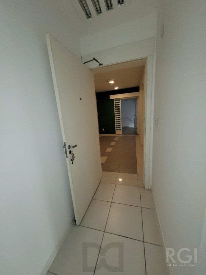 Conjunto/Sala para Venda - 33.86m², 0 dormitórios, Petrópolis — foto 15