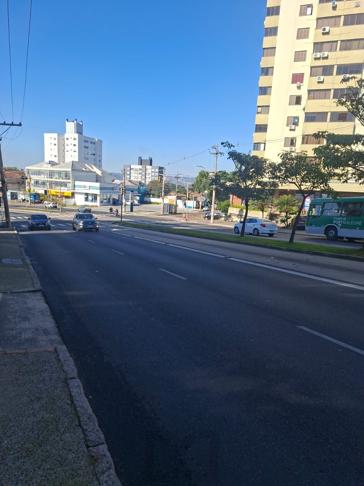 Loja Comercial Desocupada à Venda em Porto Alegre, RS — foto 12
