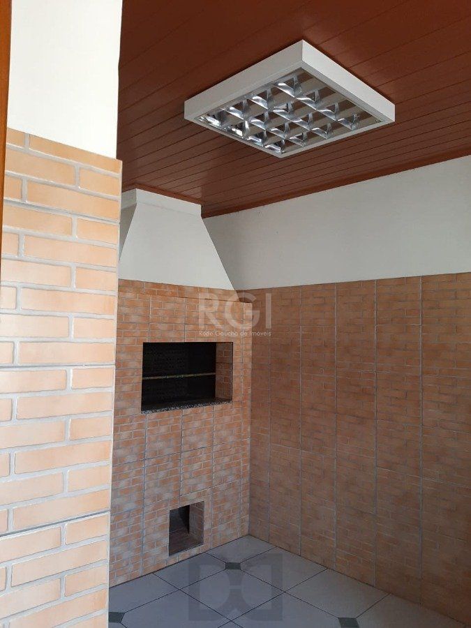 Casa para Venda - 150m², 3 dormitórios, sendo 1 suites, 4 vagas - Floresta — foto 7