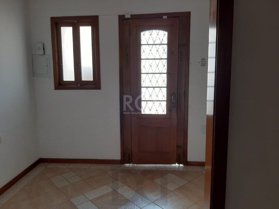 Casa para Venda - 150m², 3 dormitórios, sendo 1 suites, 4 vagas - Floresta — foto 2