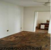 Excelente apto. de 37,15m2 com sala, cozinha com armários, balcão com pia, banheiro social mobiliado, com box, piso em parquet — foto 1