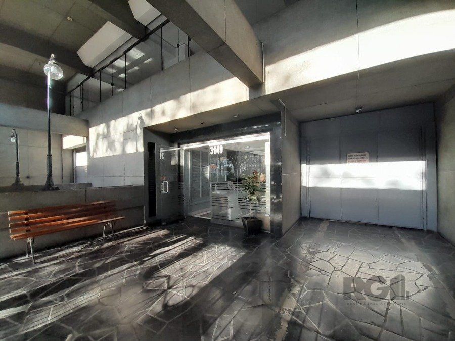 Sala duplex, 67,5m² privativos, boa orientação solar, fundos para a Protásio Alves — foto 24