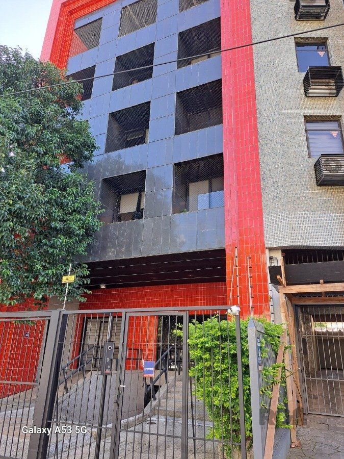 SALA COM 205,21 M2 DUAS VAGAS NA AUXILIADORA — foto 1