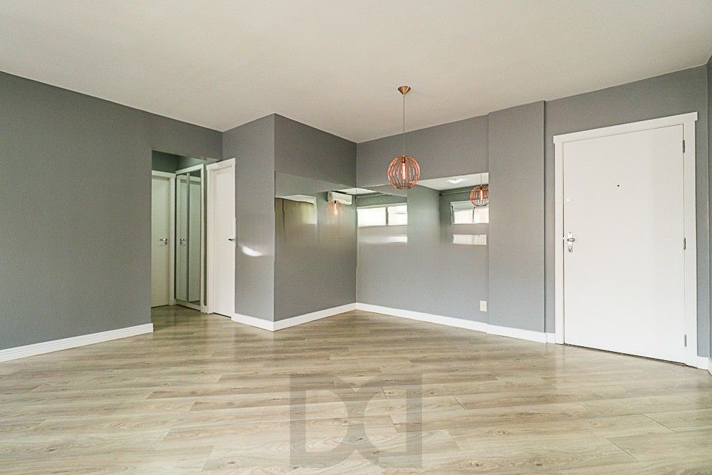 APARTAMENTOS 2 QUARTOS LIVING AMPLO SUITE, ANDAR ALTO, GARAGEM — foto 2