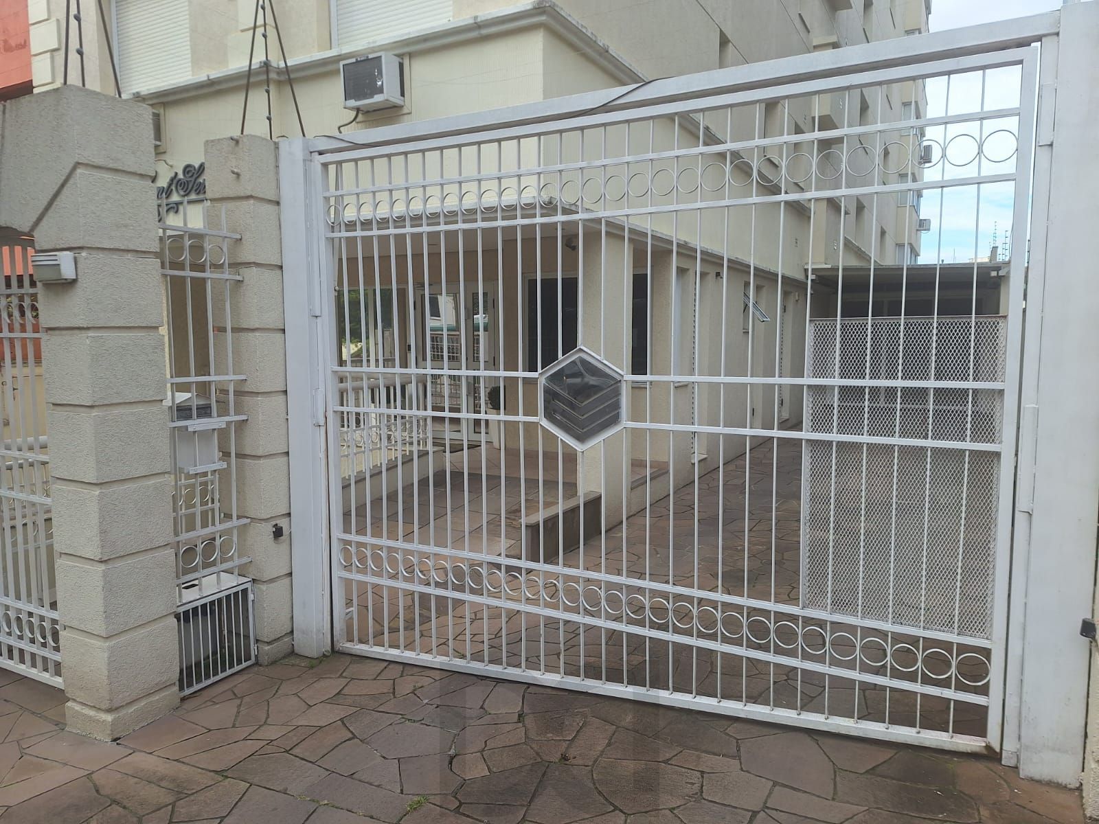 Apto 64,75m², Mariland, M.Serrat, 2 dorms.1 suíte, 1 vaga escrit. elev. — foto 2