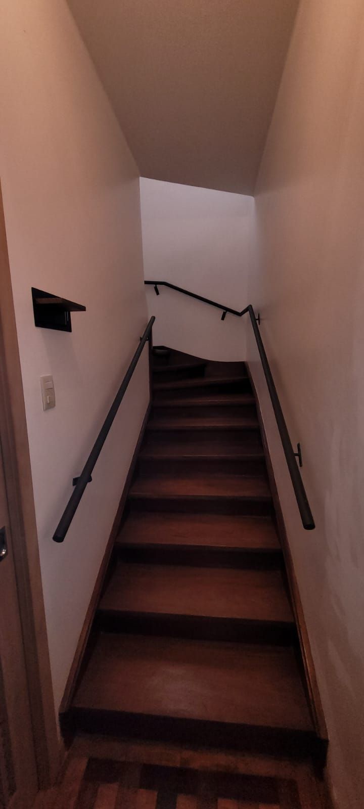 Casa 4 quartos reformada na Rua Andre Poente, residencial com potencial para comercial Próximo Hospital Moinhos de Vento — foto 9