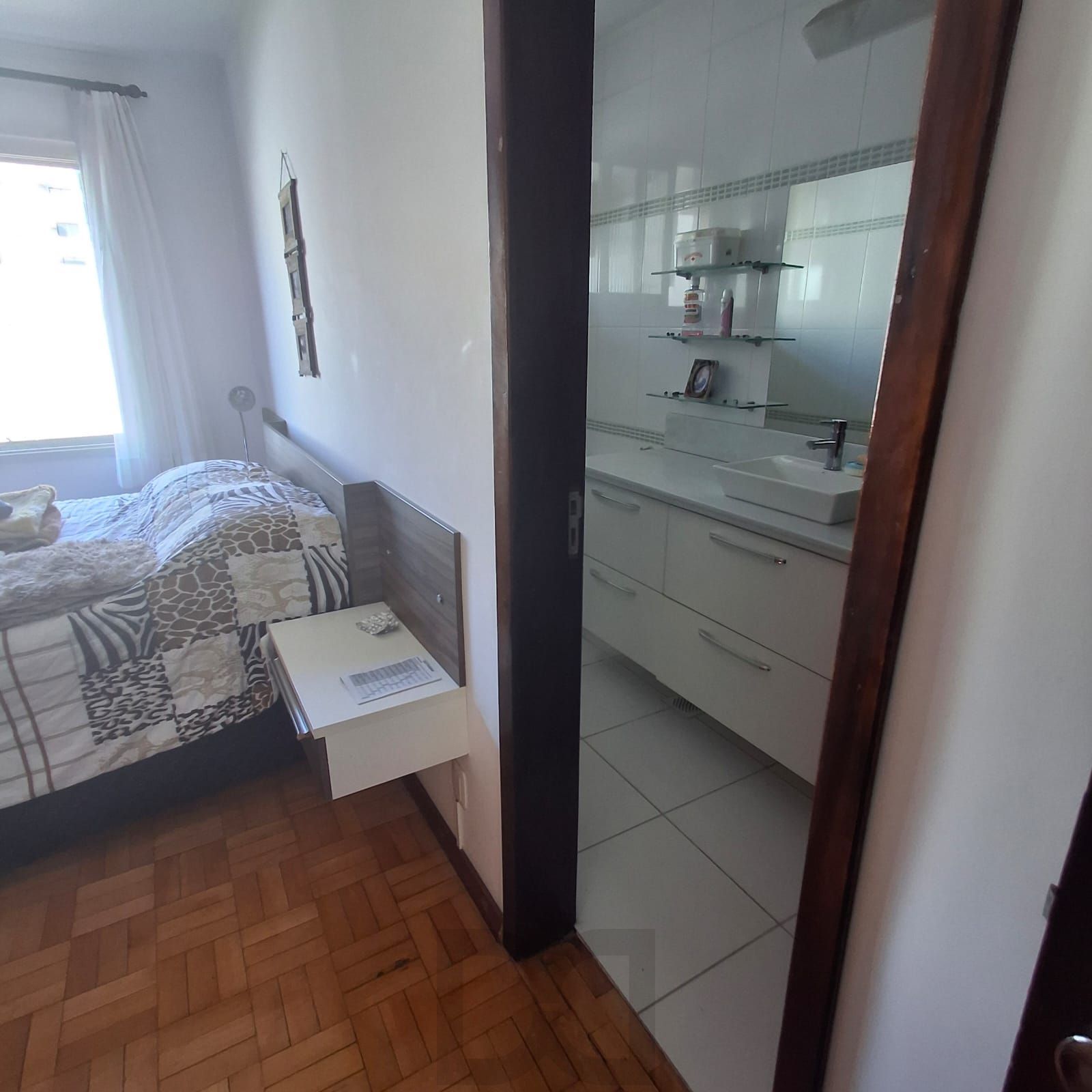 Amplo apartamento de 3 dormitórios próximo ao Zaffari Cabral, Parcão, Colegio Leonardo da Vinci — foto 28