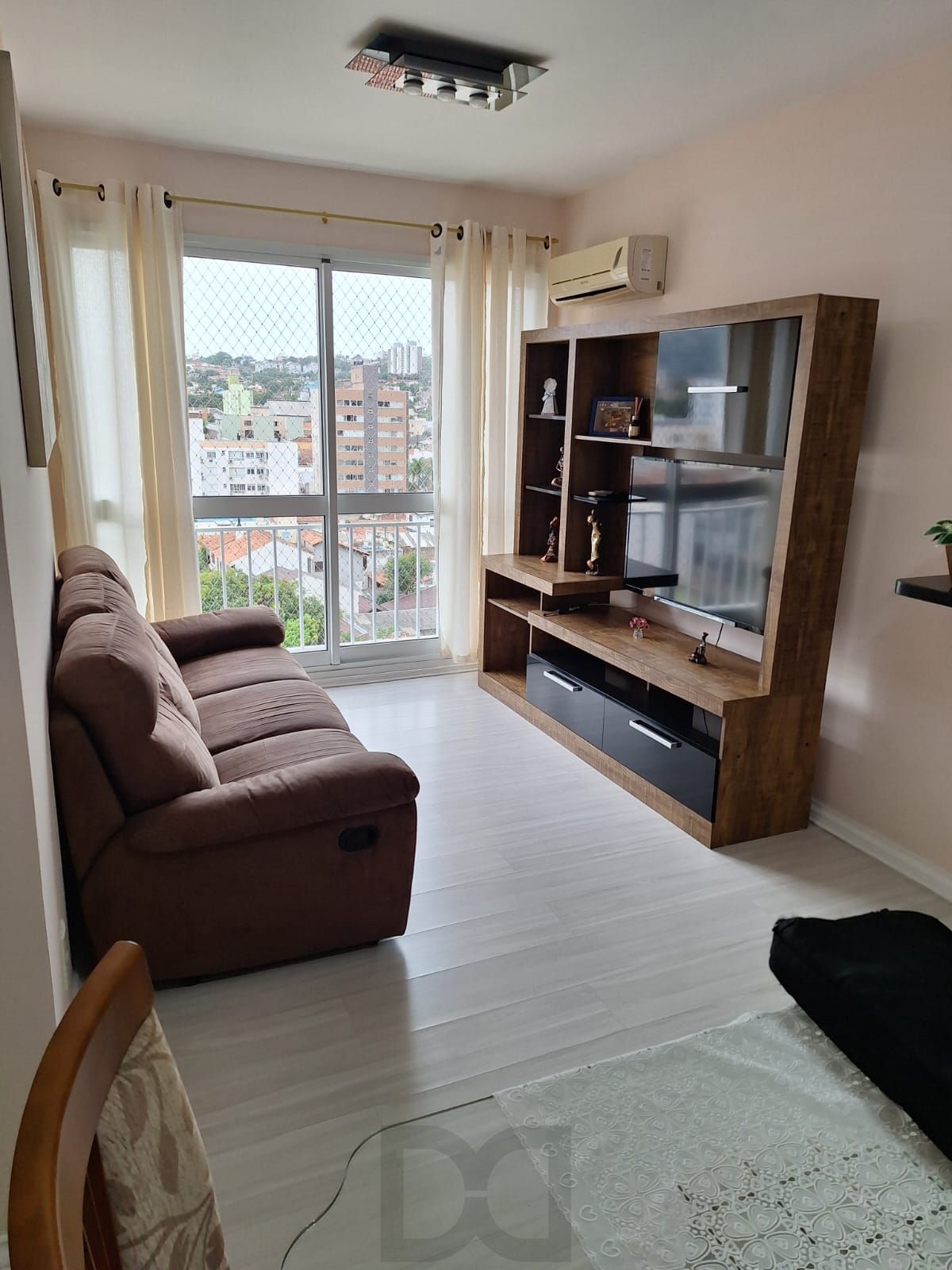 VENDA APARTAMENTO 2 DOMRITÓRIOS SUITE 1 VAGA NO PARTENON — foto 1