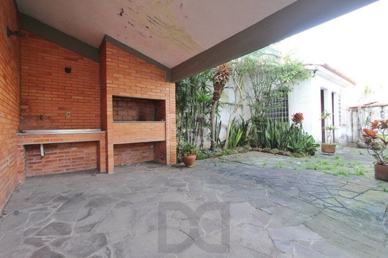 Casa para Venda - 200m², 4 dormitórios, 4 vagas - Medianeira — foto 3