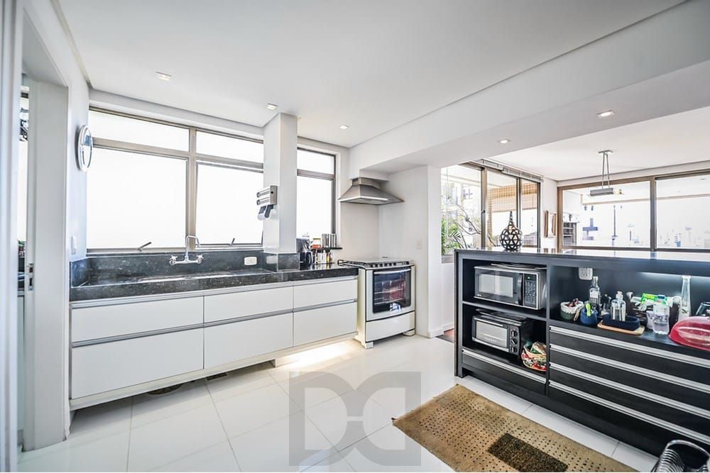 Lindo apto. de frente, no bairro Higienópolis, com 150,34 m2 de área privativa, semimobiliado — foto 16