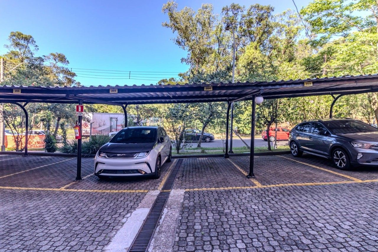 VENDA 2 DORMITÓRIOS, Ótima Localização GARAGEM ELEVADOR  ALTO PETROPOLIS — foto 10