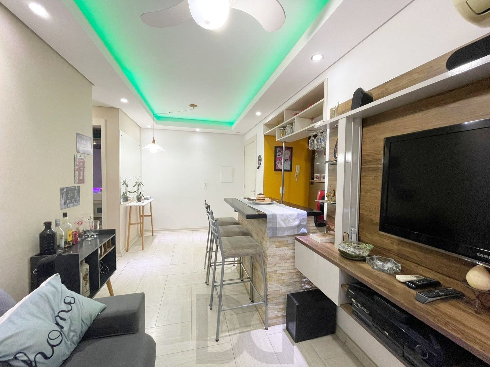 Excelente apartamento de 48,51m² com 2 dormitórios todo mobiliado, 1 banheiro com armário e vaga — foto 6
