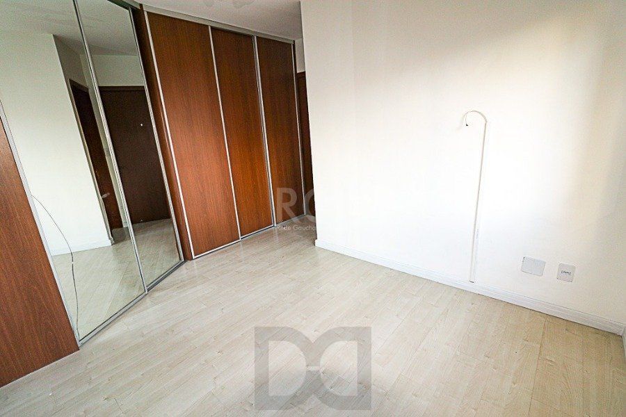 Excelente apartamento de 3 dormitórios , uma suíte , próximo ao Grêmio Náutico União de Petrópolis, — foto 25