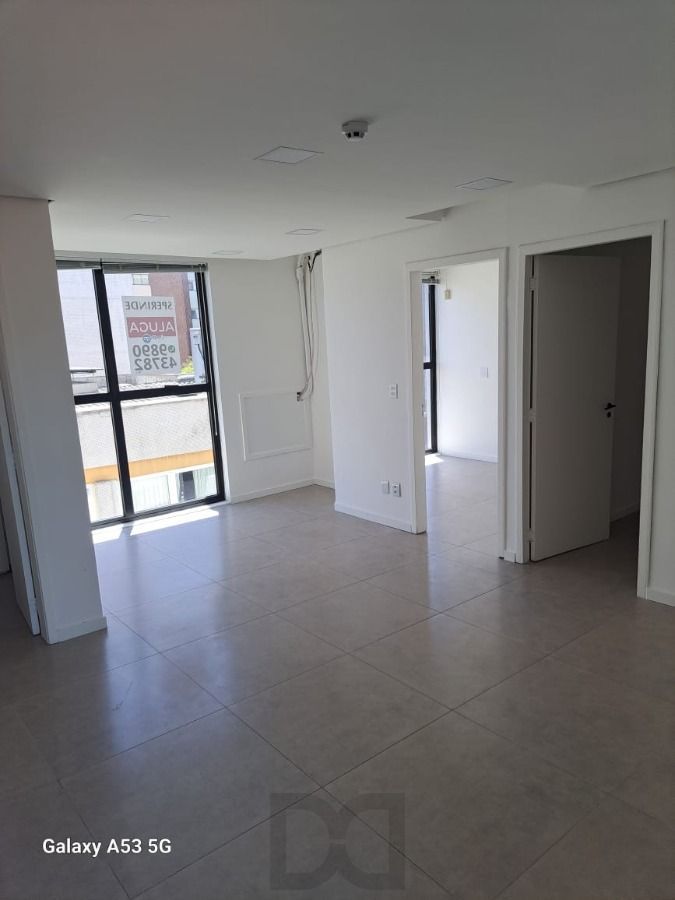 SALA NA MARCELO GAMA COM 39,60M2 — foto 2