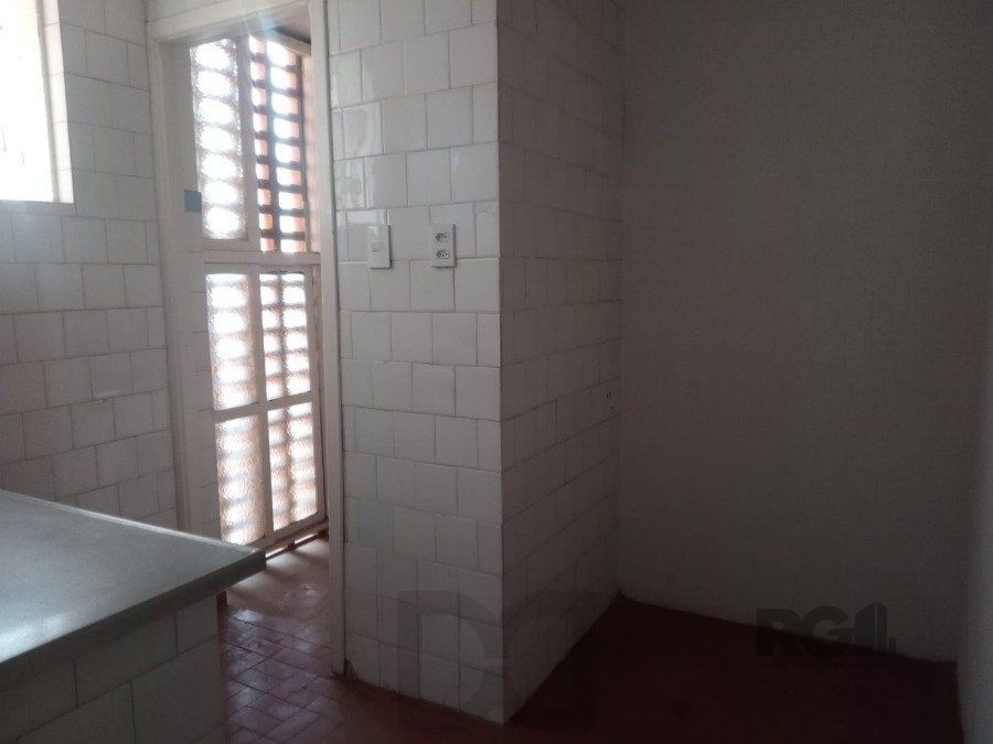 Apartamento de 1 dormitório, 35m² de área privativa na Avenida João Wallig! — foto 9