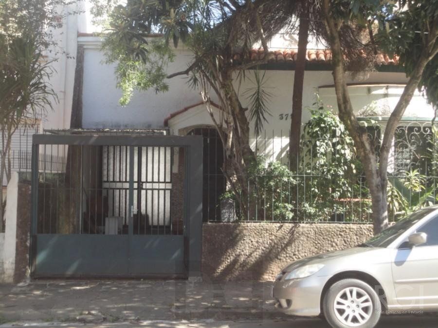 Casa para Venda - 250m², 4 dormitórios, sendo 1 suites, 2 vagas - Petrópolis — foto 12