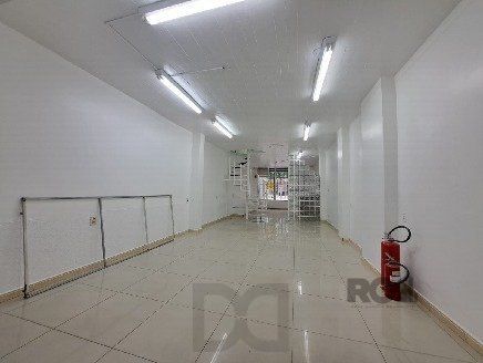 Loja Comercial na Rua Duque de Caxias - Centro Histórico, com 130,00m² privativos, — foto 3