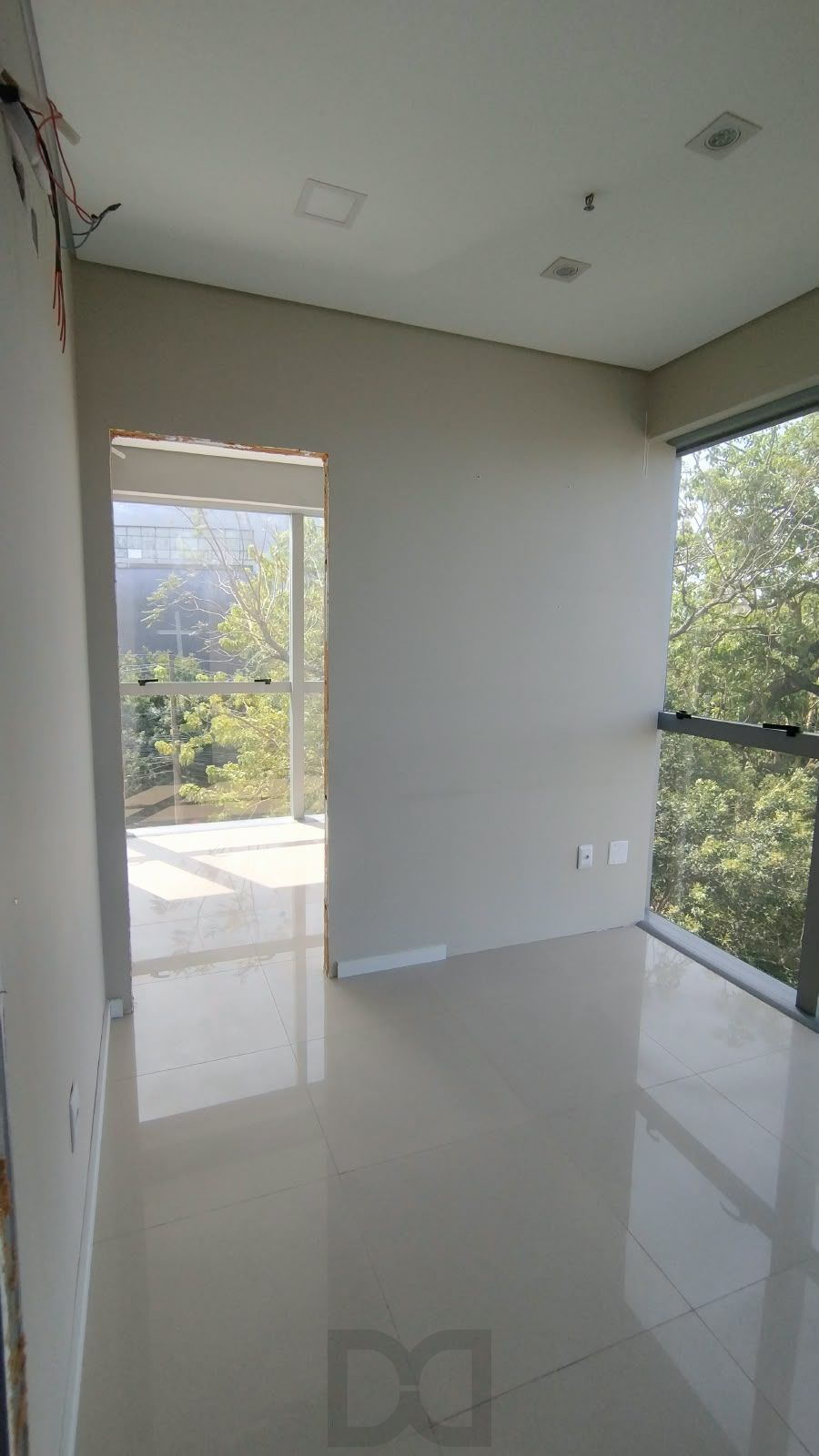 conjunto/sala com 37,20 de área privativa, toda em piso de porcelanato, Petropolis, 01 vaga — foto 10