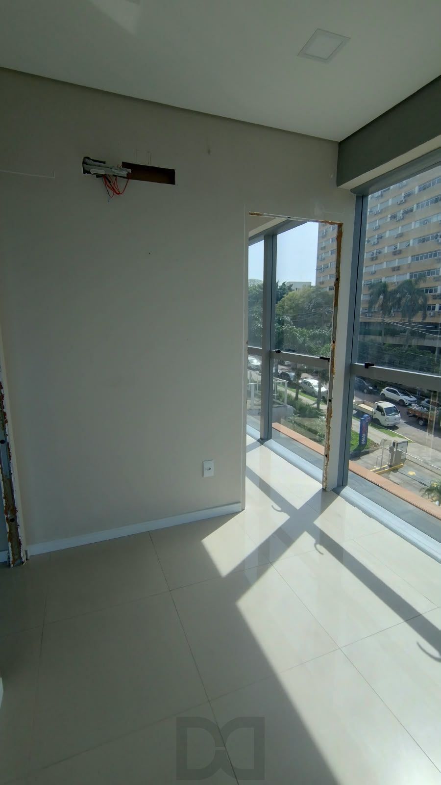 conjunto/sala com 37,20 de área privativa, toda em piso de porcelanato, Petropolis, 01 vaga — foto 22
