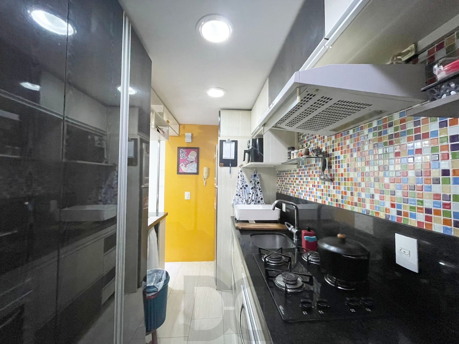 Excelente apartamento de 48,51m² com 2 dormitórios todo mobiliado, 1 banheiro com armário e vaga — foto 13
