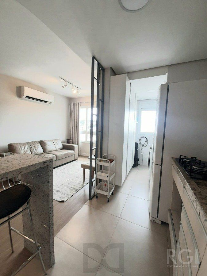 APARTAMENTO VENDA de 2 dormitórios, suíte, Medianeira, 1 vaga de garagem escriturada — foto 13