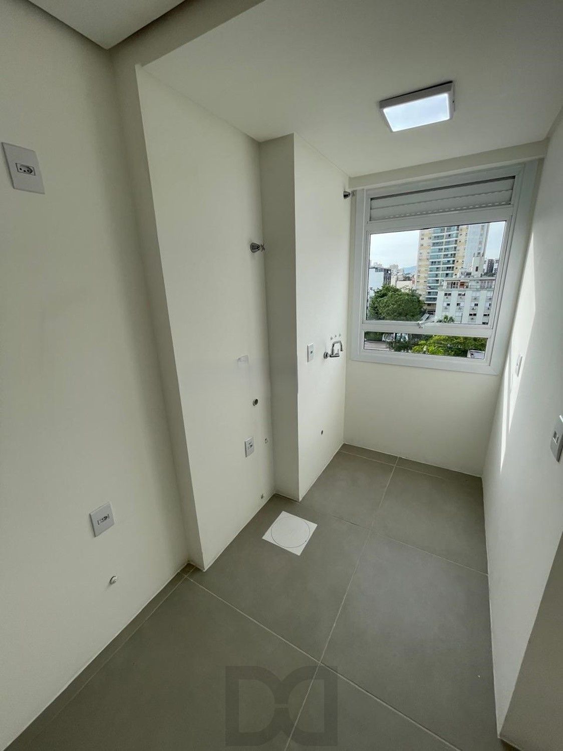 Apartamento novo com 45m², com 1 dormitório, 1 vaga - bairro Menino Deus — foto 5