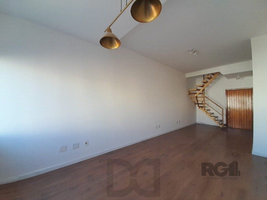 Sala duplex, 67,5m² privativos, boa orientação solar, fundos para a Protásio Alves — foto 5