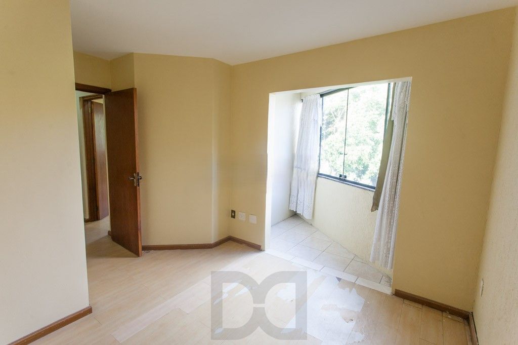 Excelente casa , 3 quartos, com 126m2 de área privativa no Bairro Vila Floresta — foto 4