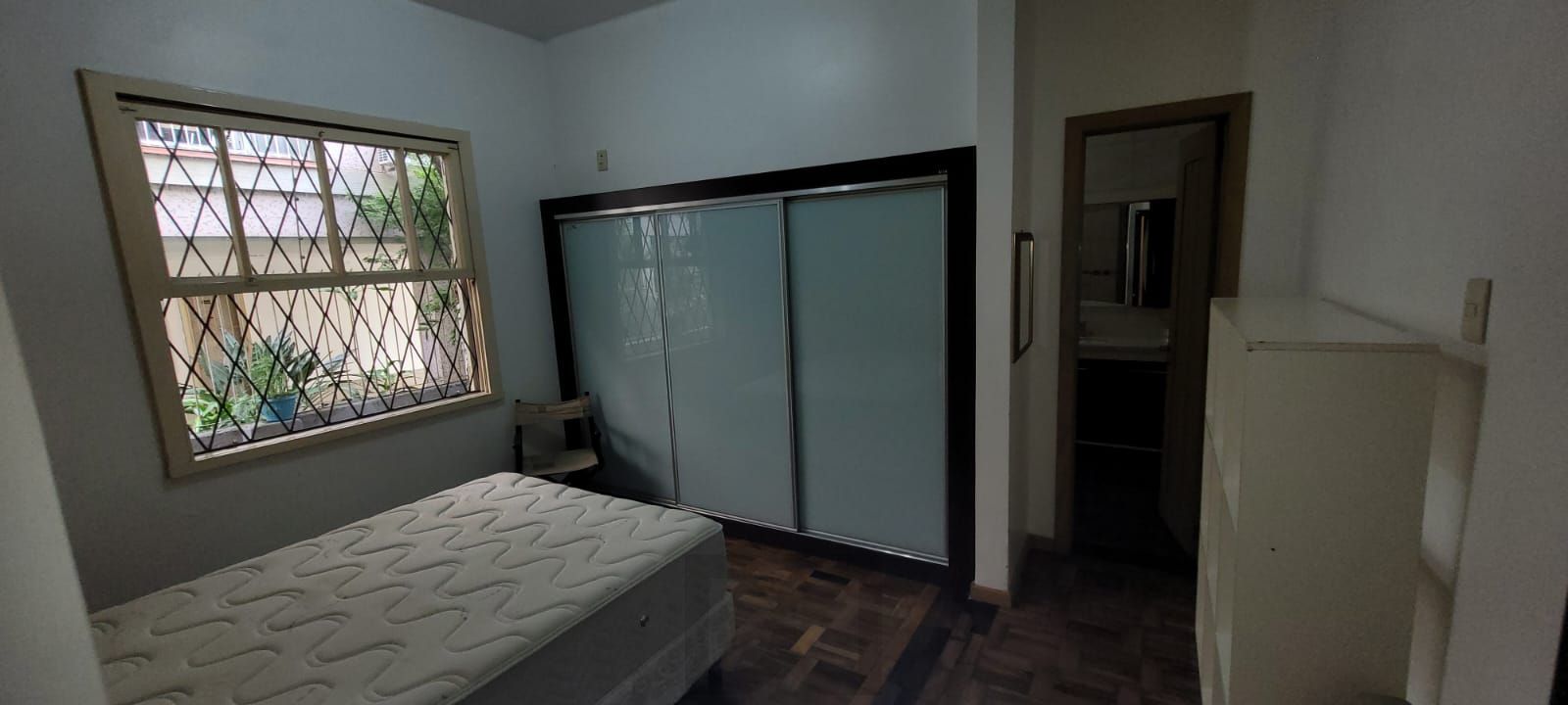 Casa 4 quartos reformada na Rua Andre Poente, residencial com potencial para comercial Próximo Hospital Moinhos de Vento — foto 28