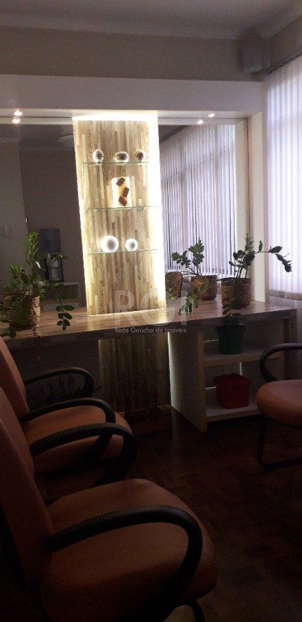 Conjunto/Sala para Venda - 47.74m², 0 dormitórios, Petrópolis — foto 1